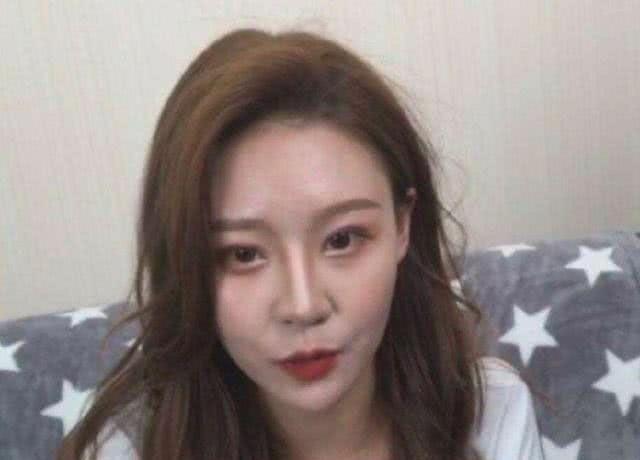 网曝反差婊,反差婊现象背后的真相与反思